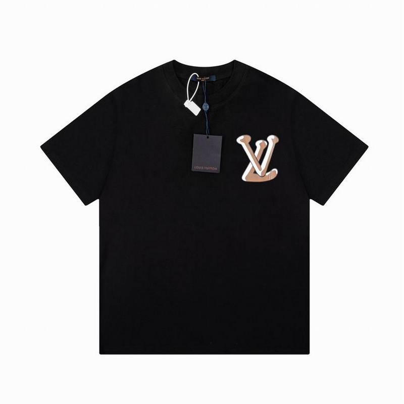 Louis Vuitton Men's T-shirts 943